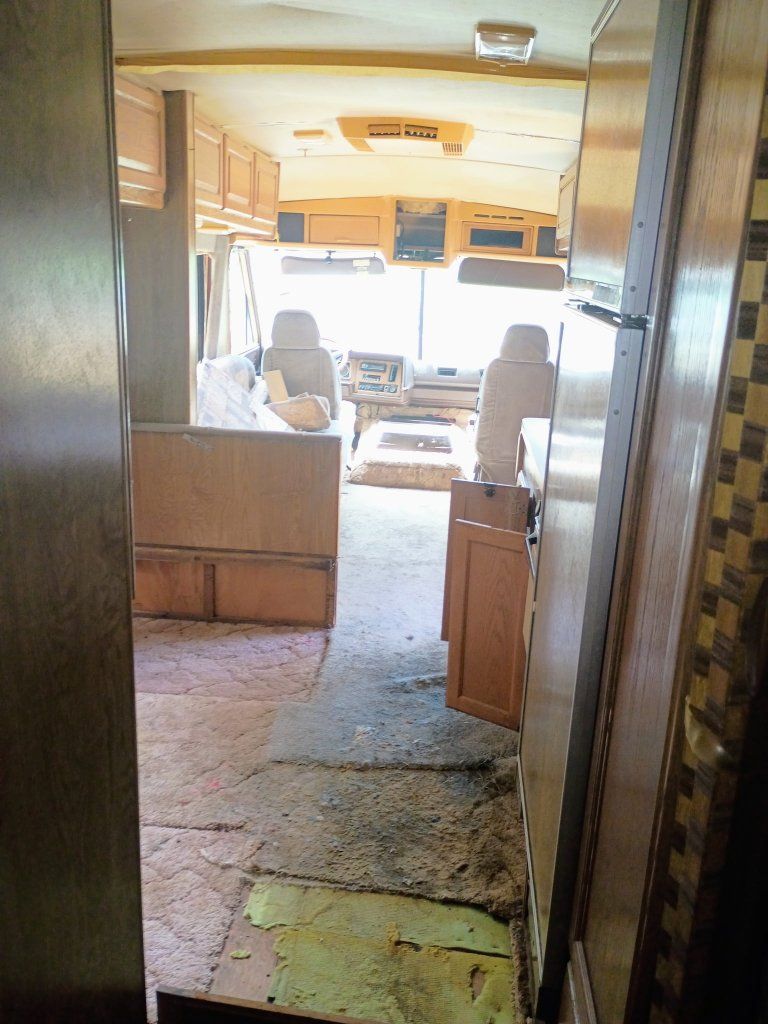 Main image 6