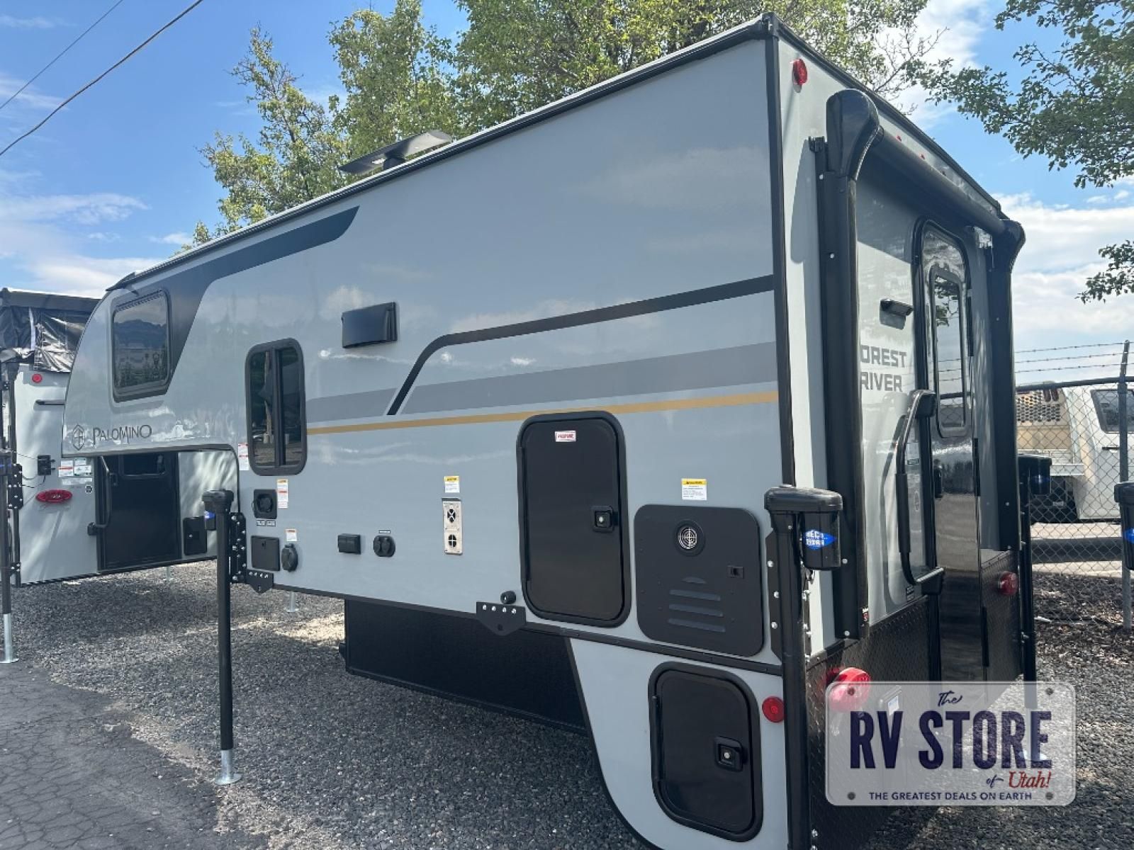 2027 Palomino Backpack Edition HS-8801 Truck Camper