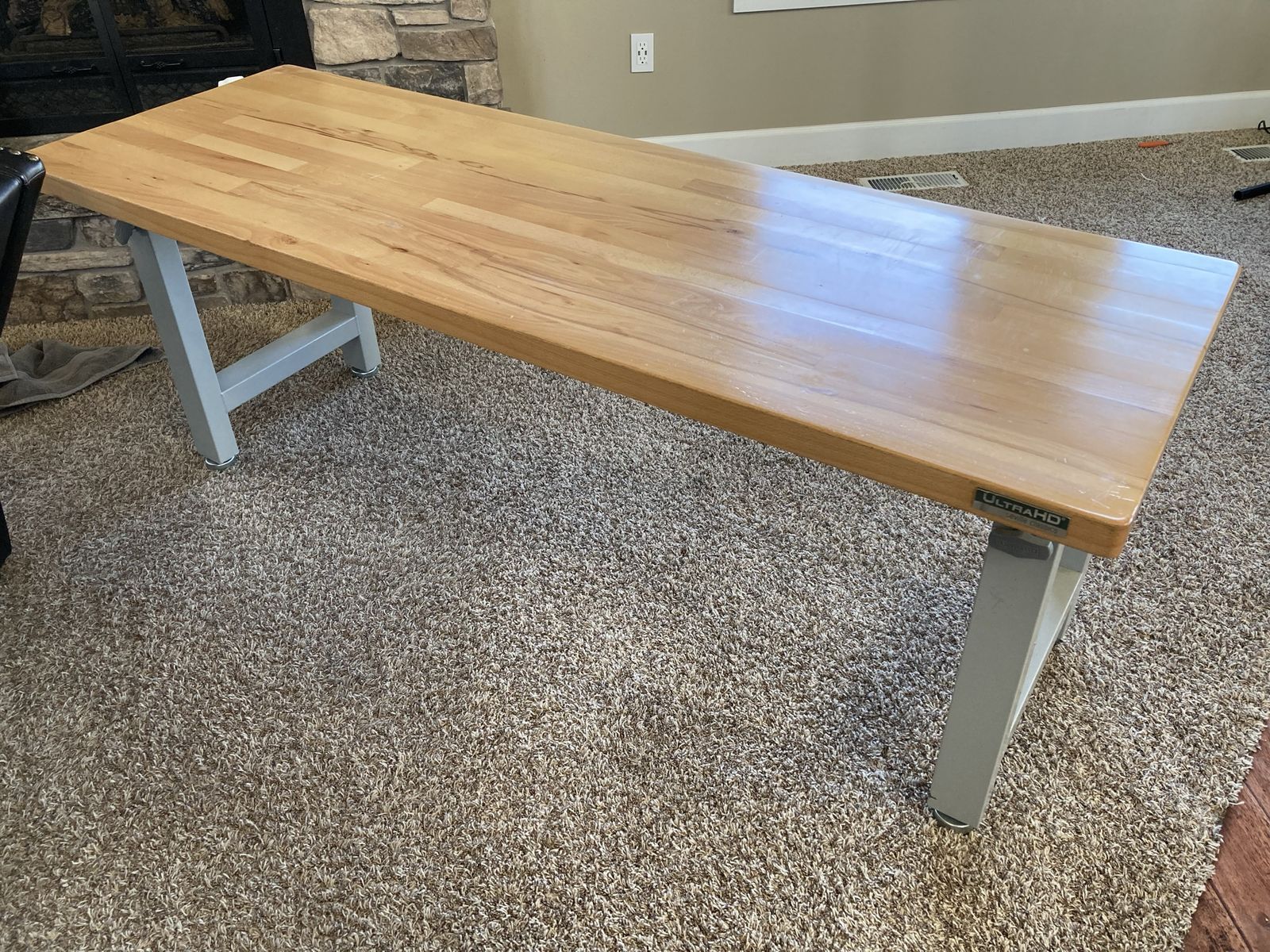 Ultra HD workbench tables