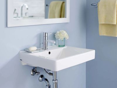 New in Box American Standard Decorum Wall-Hung Bathroom Sink