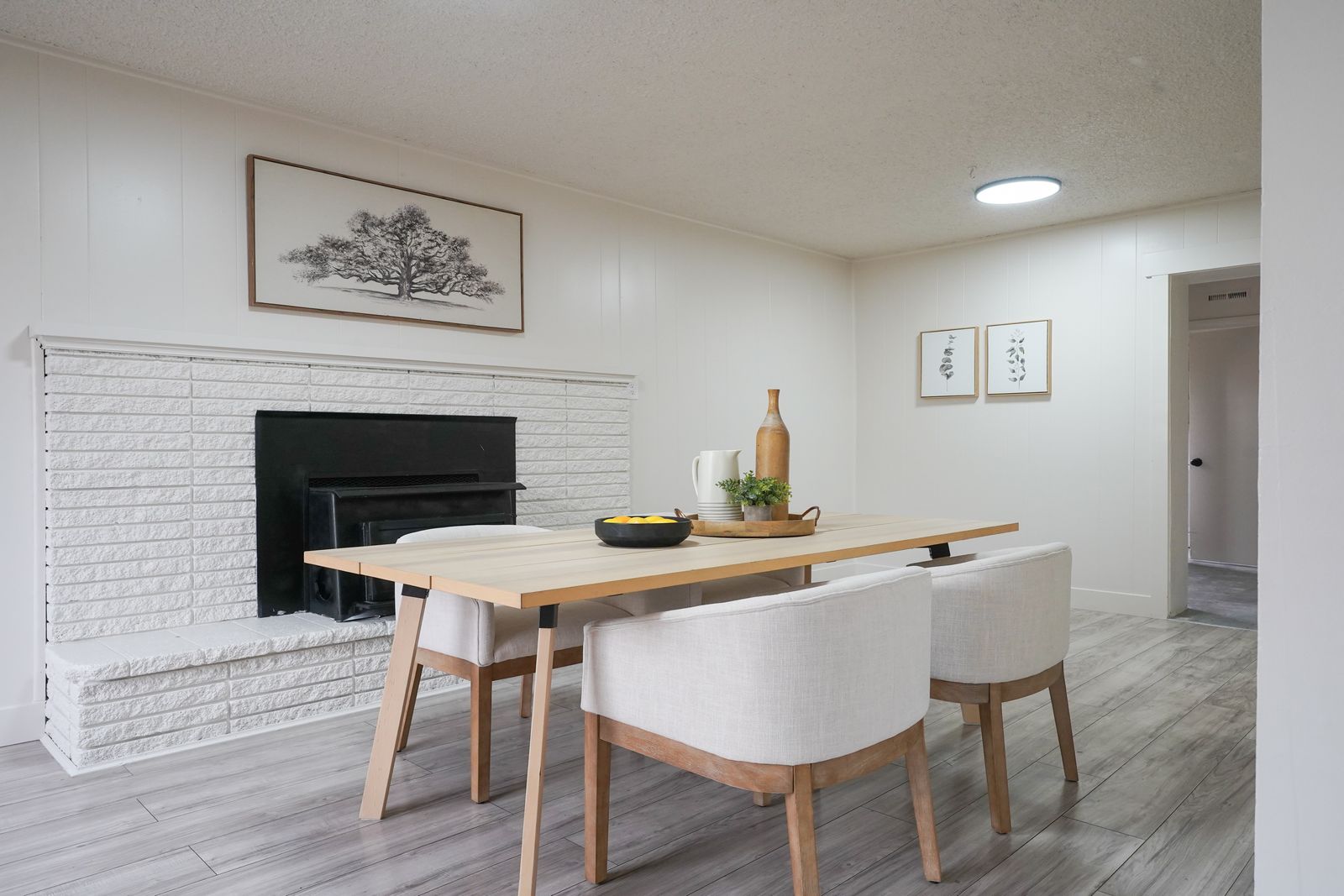 Model Furniture Sale