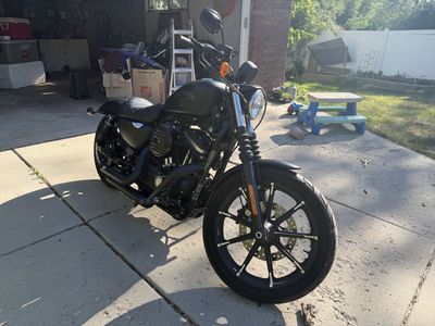 2018 Harley Davidson Iron 883 - only 500 miles