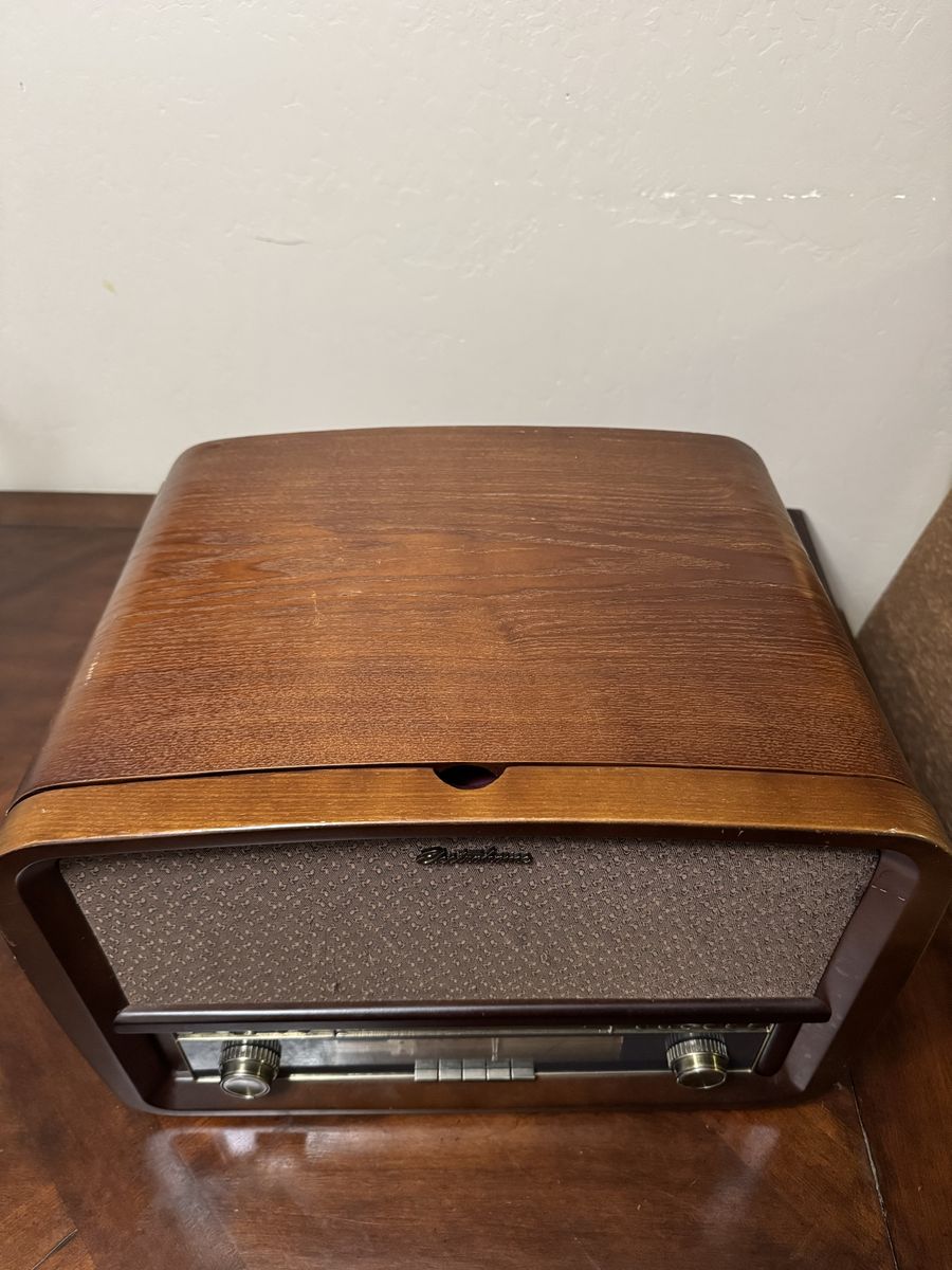 Electrohome Kingston 7-in-1 Vintage Wood Turntable Stereo System w/ CD, Cassette, Radio