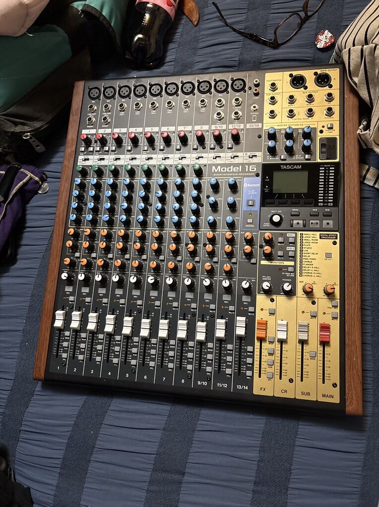 Tascam model 16 mixer