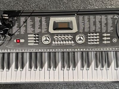 61-Key Keyboard And Stand