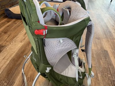 Osprey hiking Backpack/kid Carier