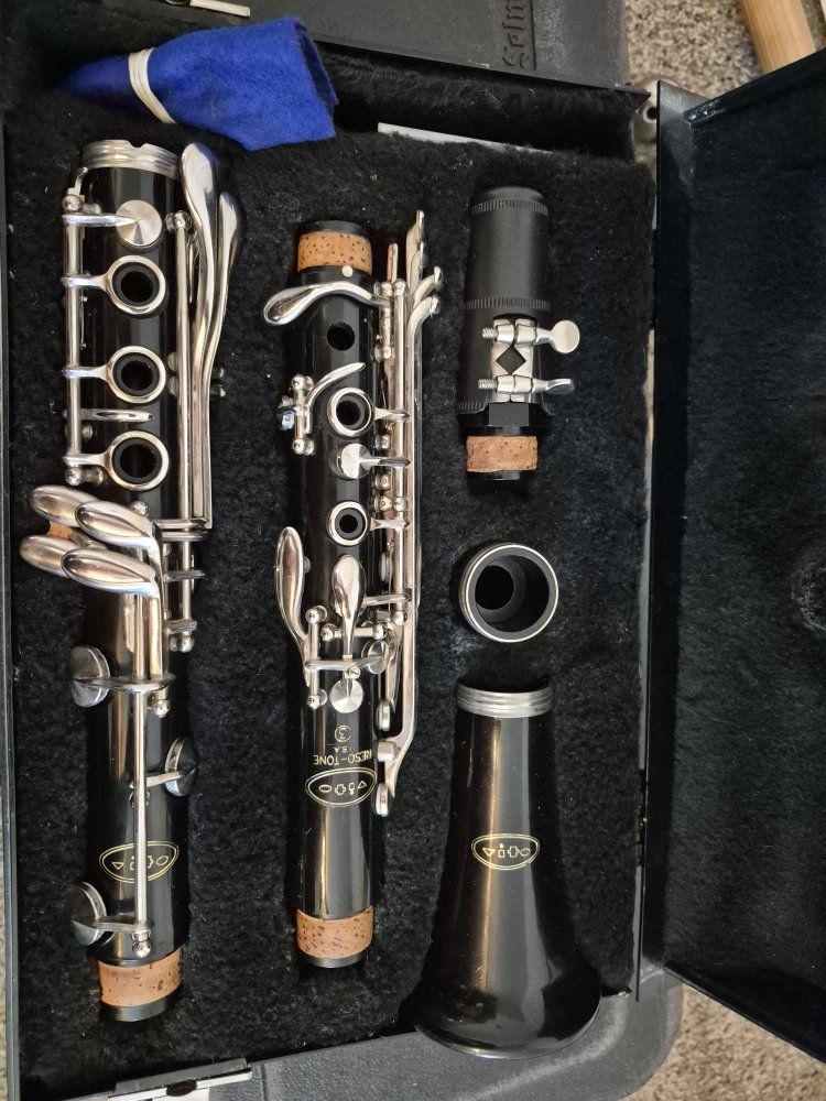 Vito Clarinet with Warranty