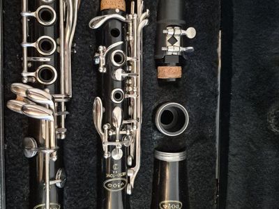 Vito Clarinet with Warranty