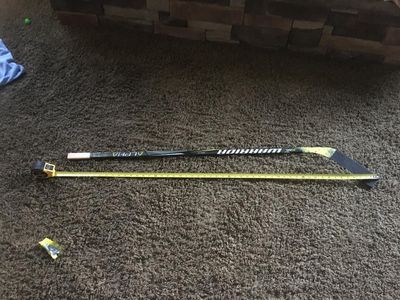 Hockey Stick Warrior Alpha QX Right Hand 30 grip Youth. (47")