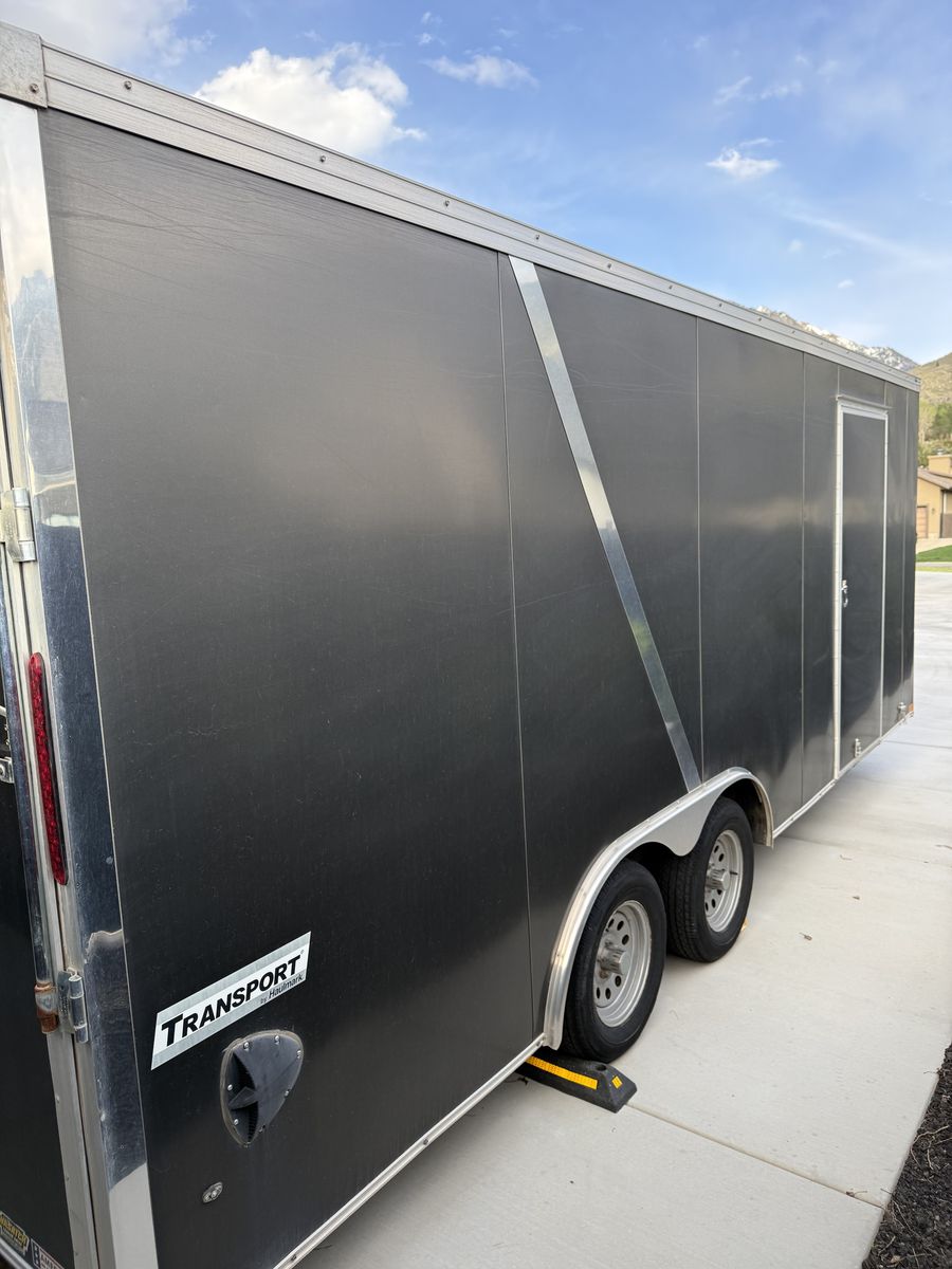 20’ 2021 Haulmark Transport