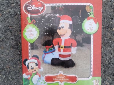 Disney Christmas Mickey Mouse Airblown Inflatable