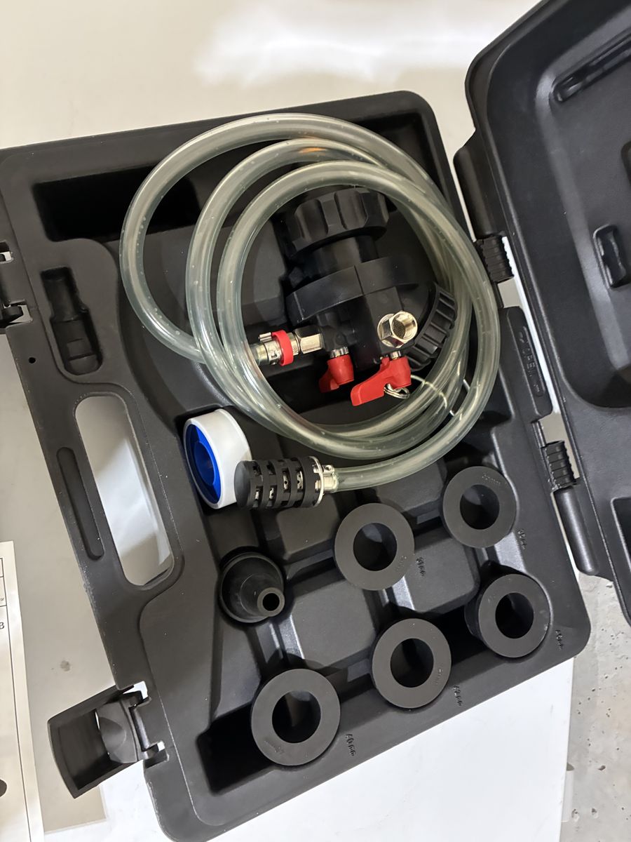 Maddox Coolant Refill/test kit