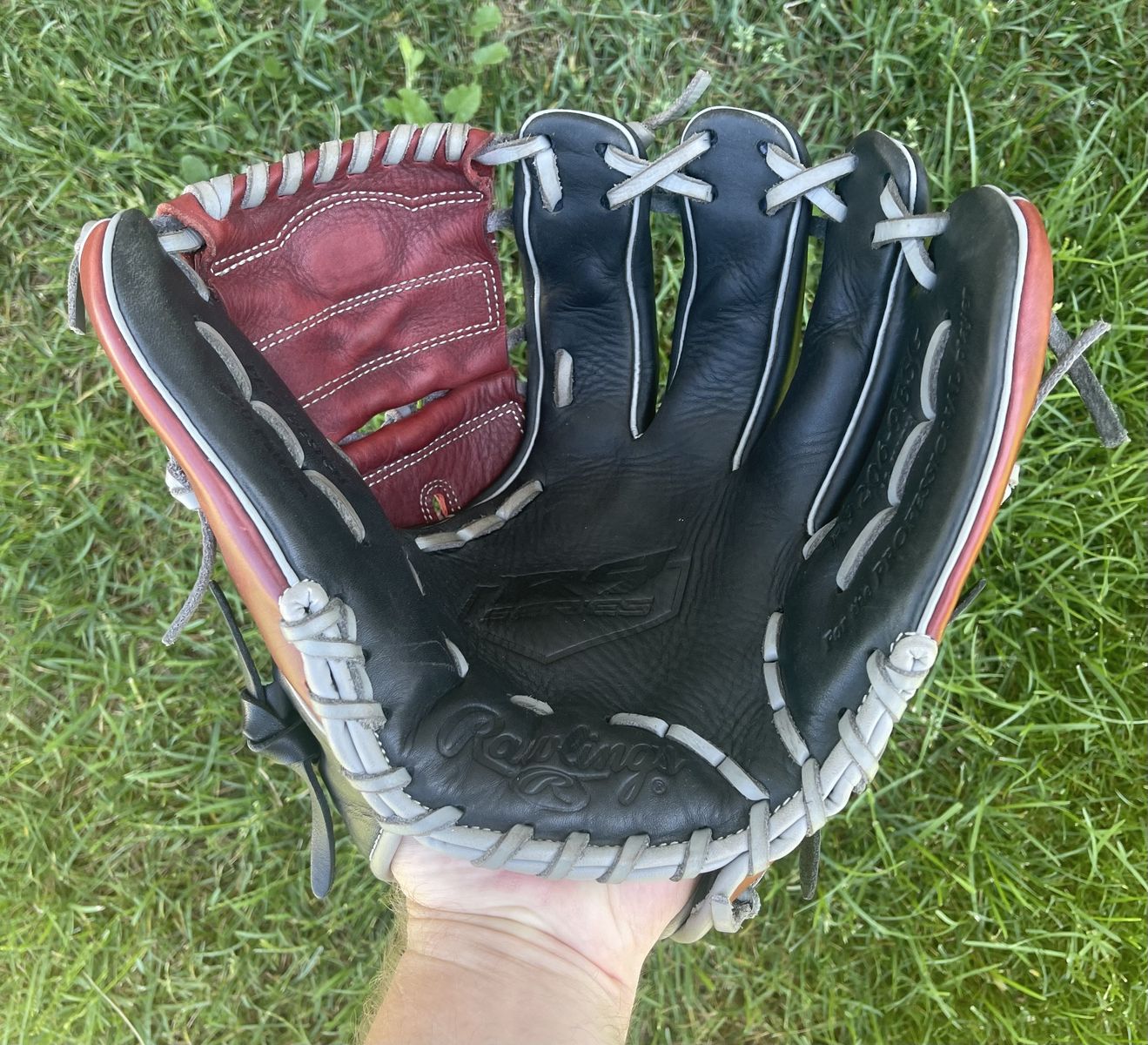 Rawlings R9 12 in. Baseball Glove
