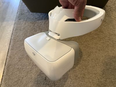 DJI Goggles FPV Headset – Inspire 1 / Mavic Pro / Phantom 4 – Like New