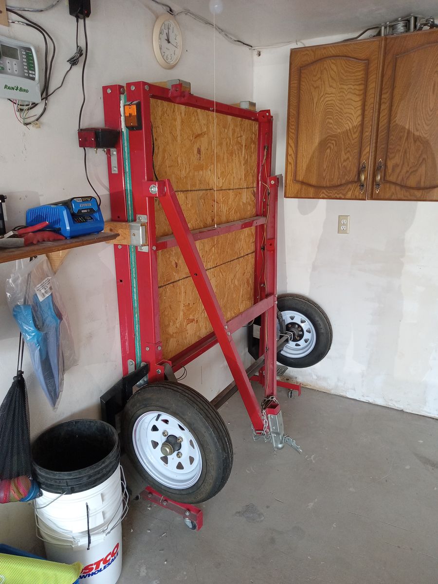 Foldable utility trailer