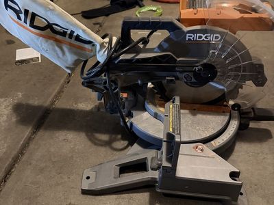 RIDGID 10” Corded Miter Saw – Excellent Condition