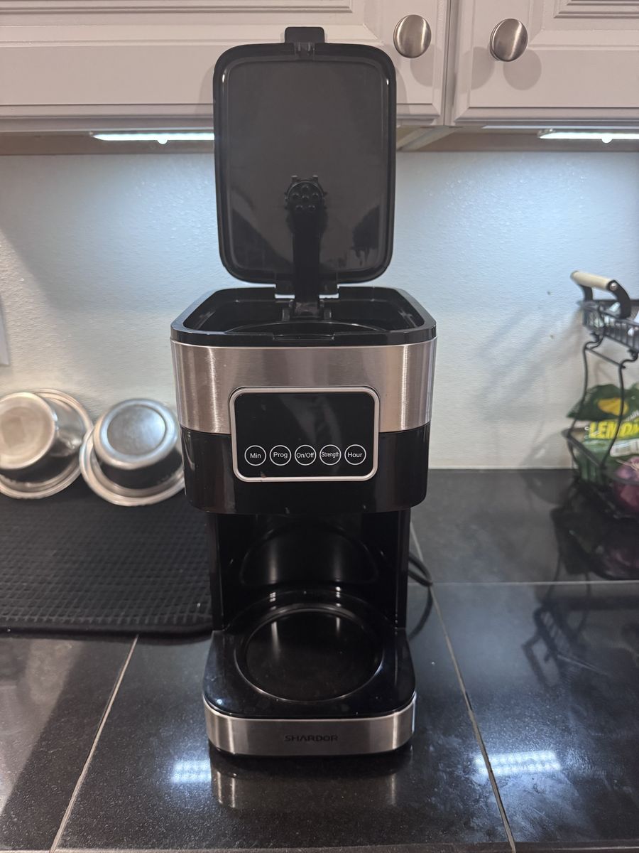 Coffeemaker- MISSING POT