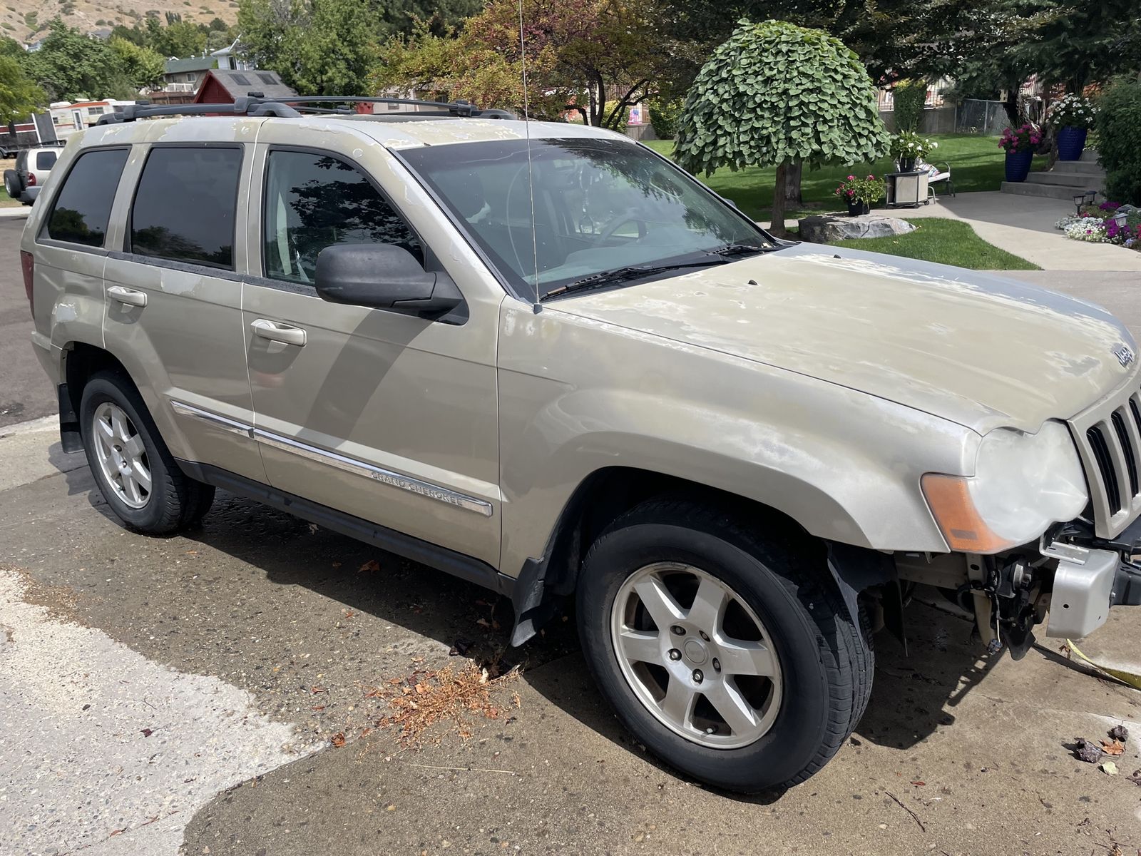 2010 Jeep Grand Cherokee Laredo