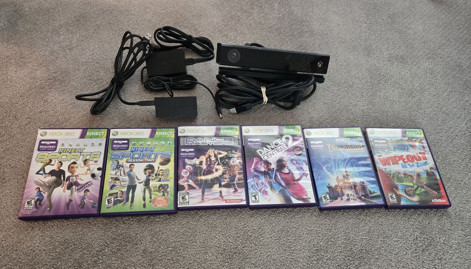 Xbox 360 Kinect with Six Games Like New