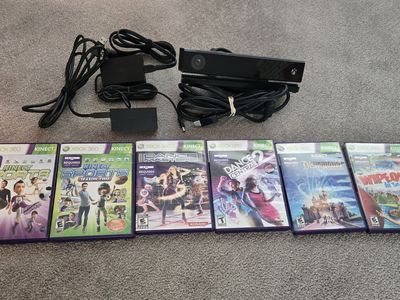 Xbox 360 Kinect with Six Games Like New