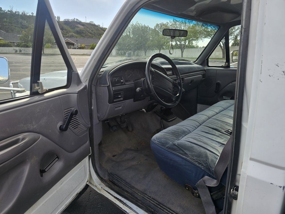 Main image 8