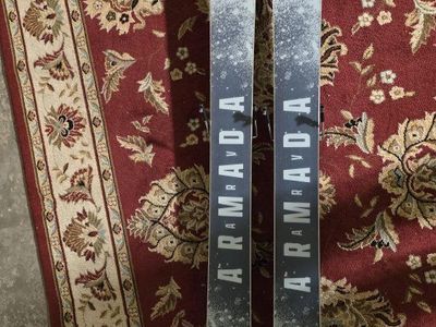 Armada ARV 106 Skis 180cm with Look Pivot Bindings used only 3 days