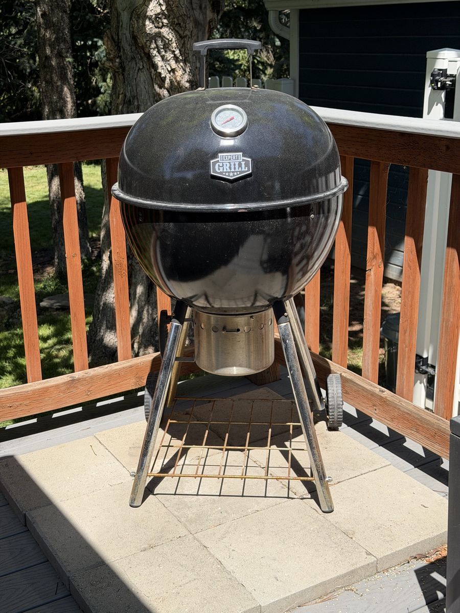 Expert Grill 22" Charcoal Kettle Grill - Black