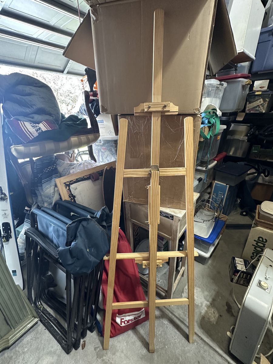 Easel