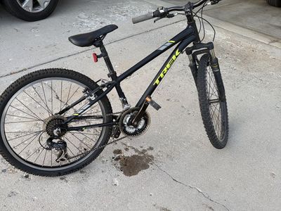 Kids mountain bike