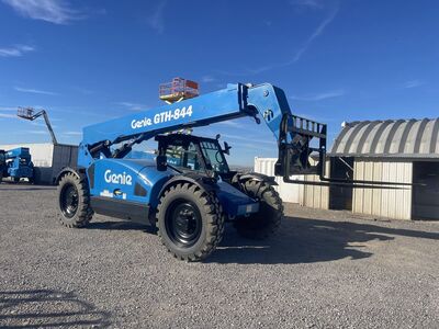 2023 New! *In House Financing* Hrs. 8.3 Genie GTH-844 *Enclosed Cab* Forklift Telehandler (id.5111)