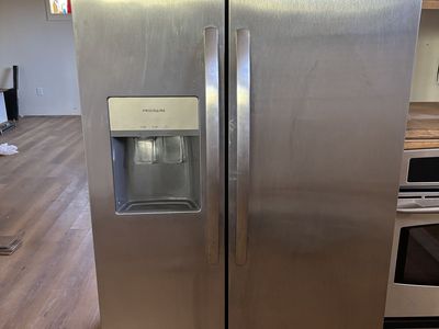 Fridgidaire Stainless Steel Refrigerator