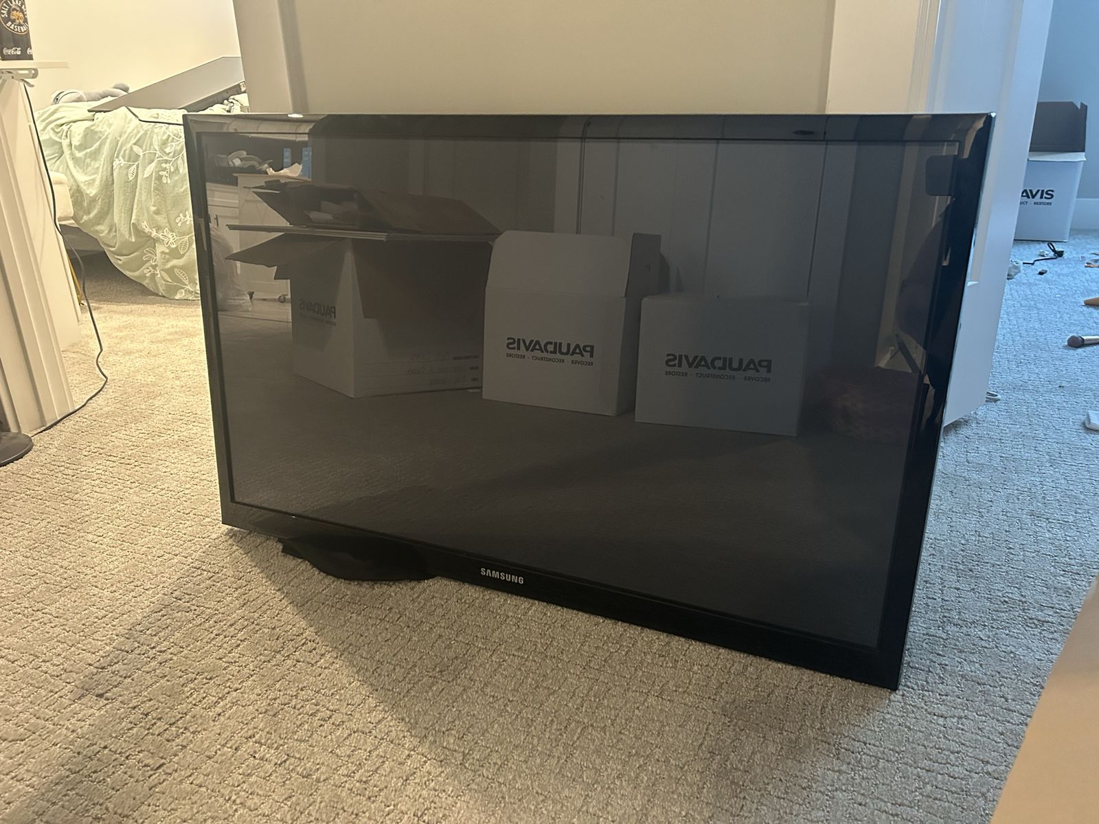 Samsung 43” Flat Screen Television 