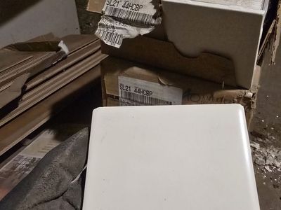 4-1/4" x 4-1/4" white tile