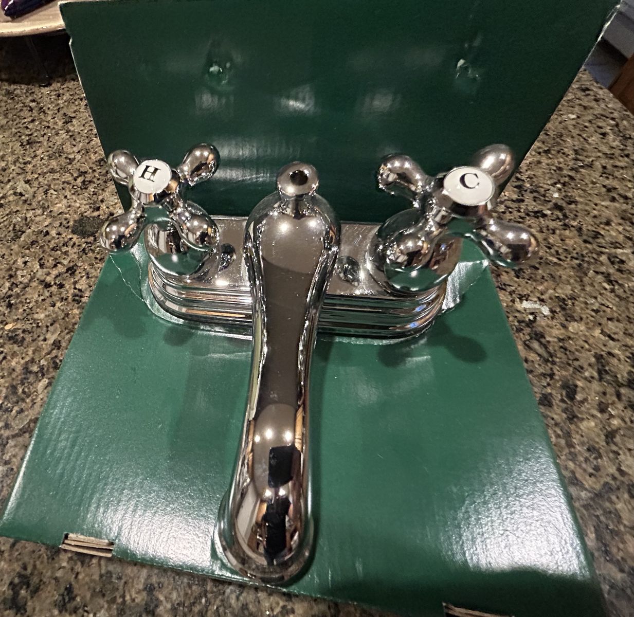 Kingston Brass Hardisc faucett