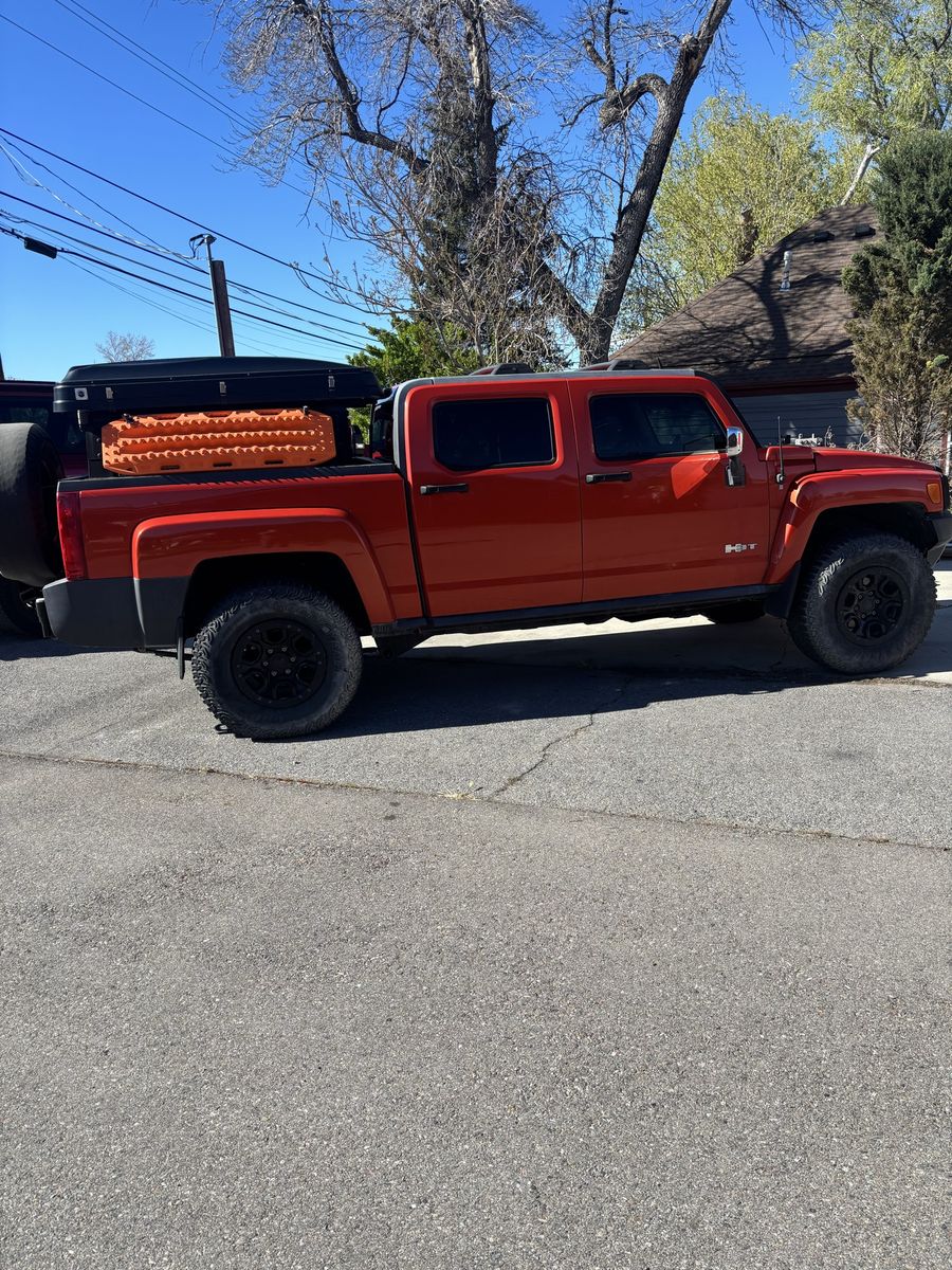 2009 Hummer H3T Alpha