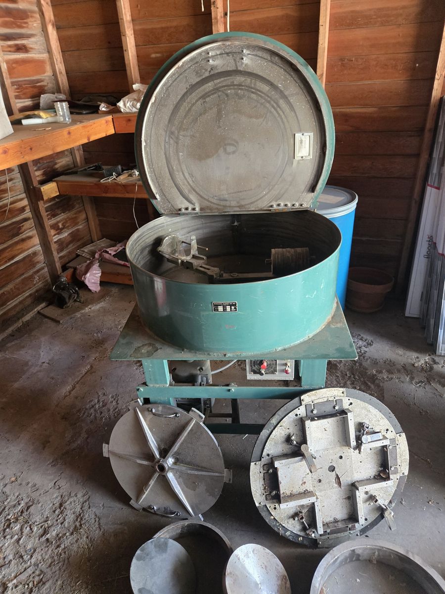 Main image 5