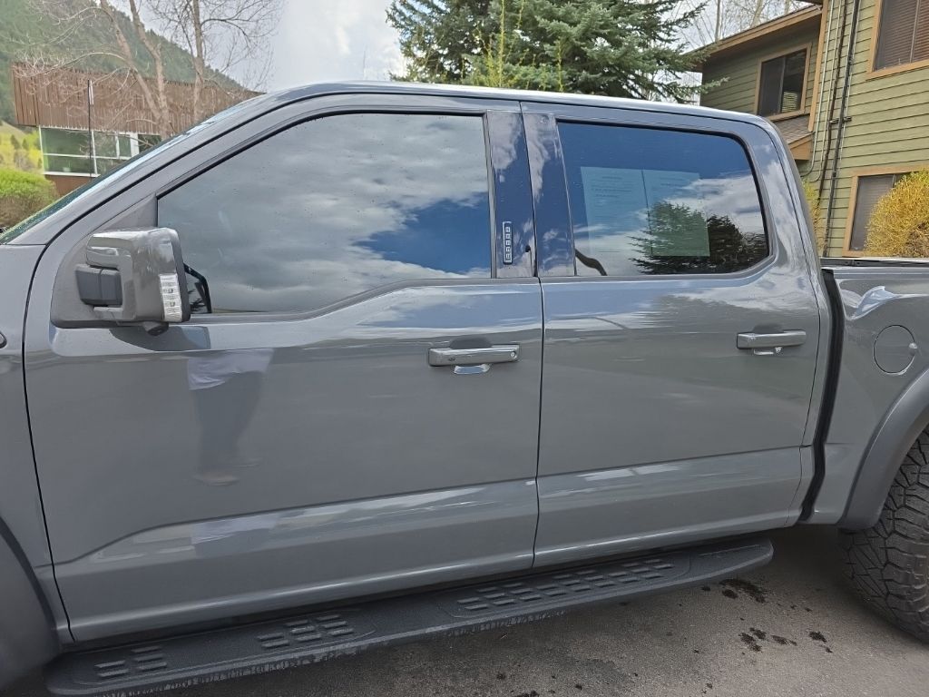 Main image 18