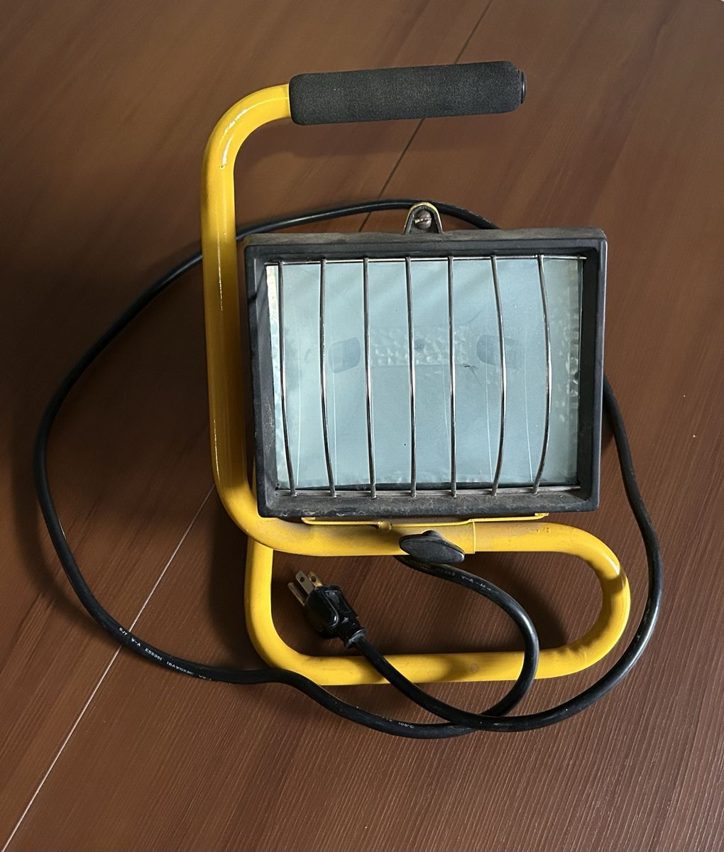 Halogen work lamp / light