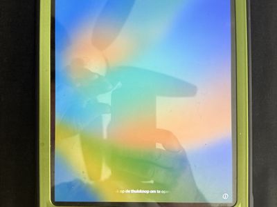 iPad Gen 5, 9.7" with Case and Screen Protector (2)
