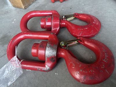Crosby 15 ton Swivel Hook