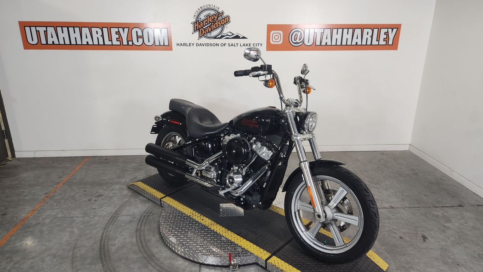 Harley-Davidson 2023 Softail Standard