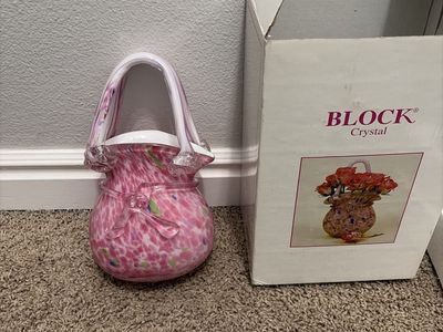 RARE BLOCK Crystal Art Glass Basket Vase Pink Confetti w/ Clear Handle Original Box