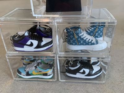 Mini shoe or purse display cases $6 each