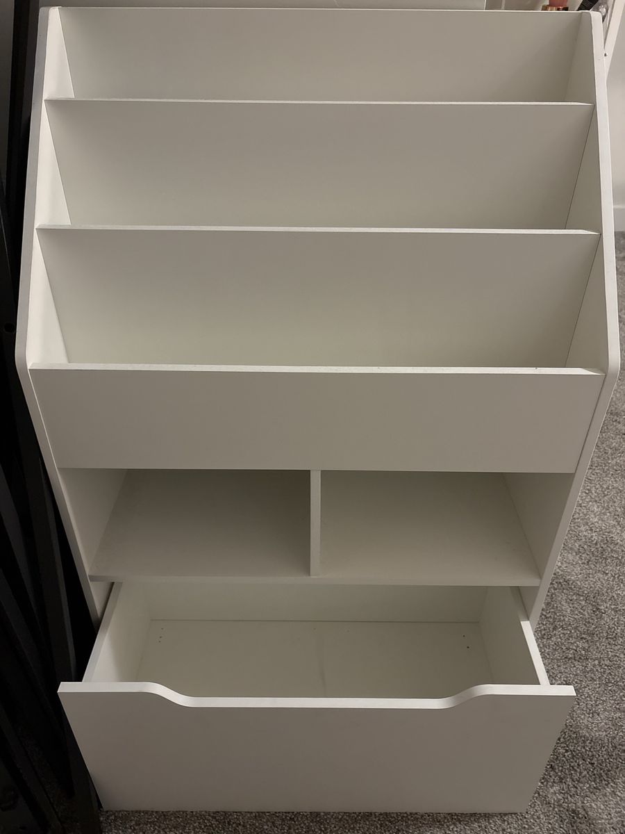 White Shelf