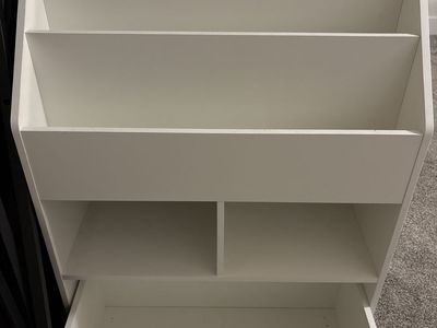 White Shelf
