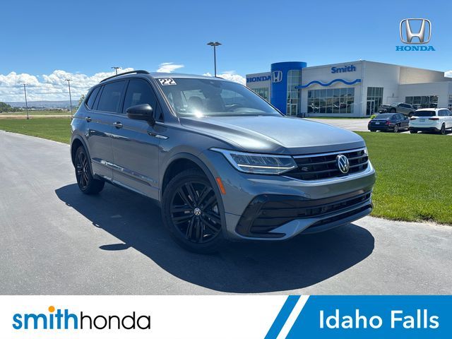 2022 Volkswagen Tiguan SE R-Line Black