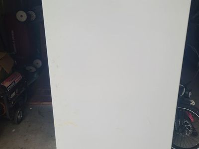 Stand up freezer