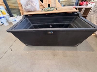 Renu Therapy Aurelius Cold Plunge