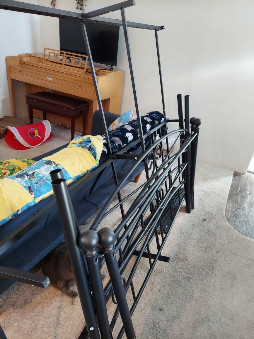 Black Metal Queen Size Canopy Bed Frame with Scrollwork Headboard & Footboard