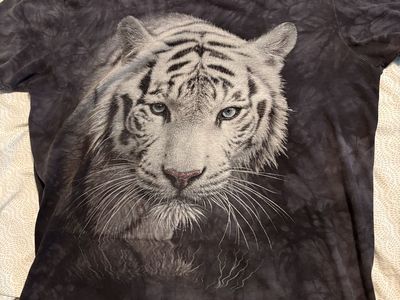 White Tiger Graphic Tee Shirt